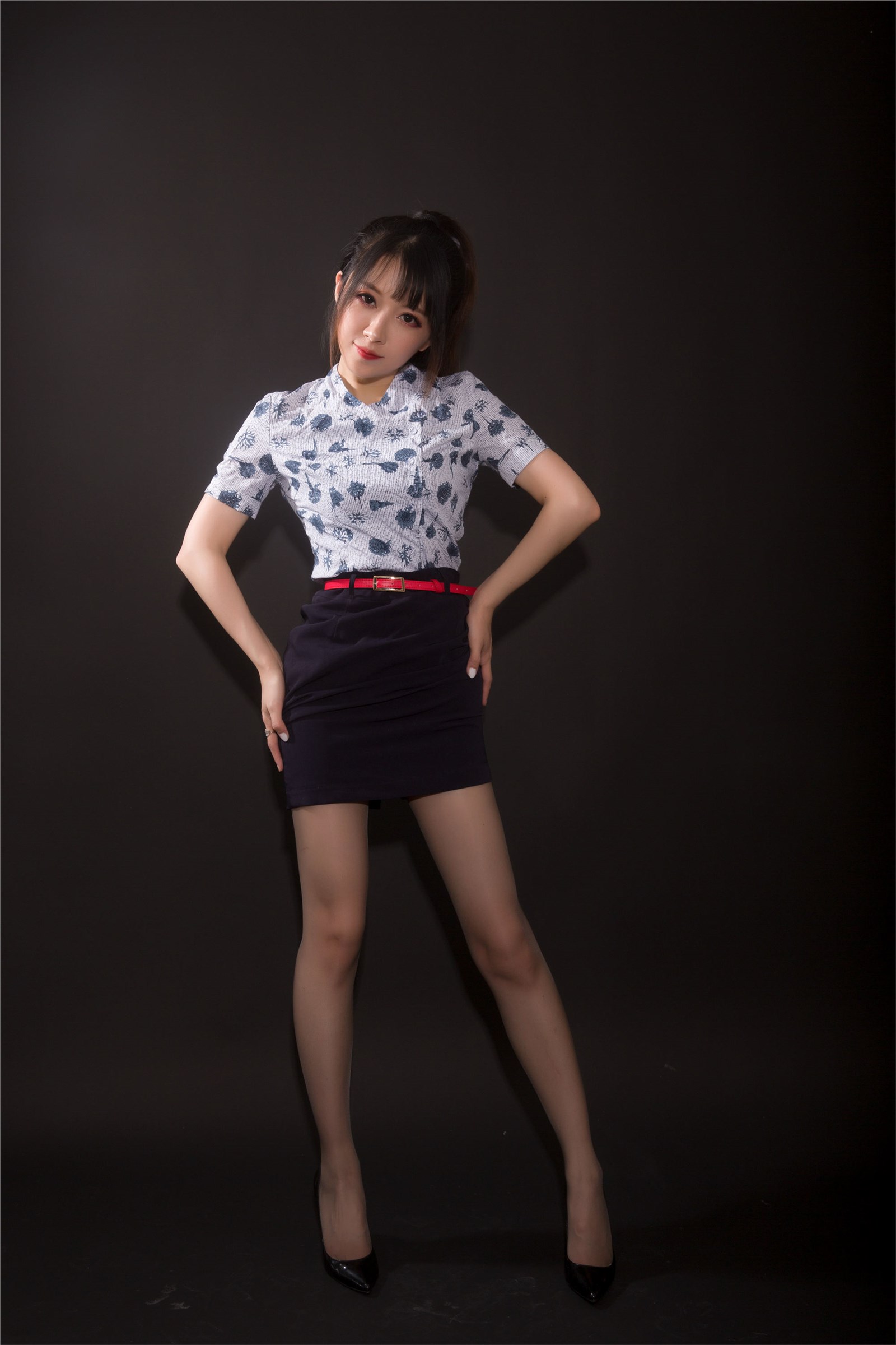 Fight fish anchor little witch Luna - Eastern airlines studio shoot(19)